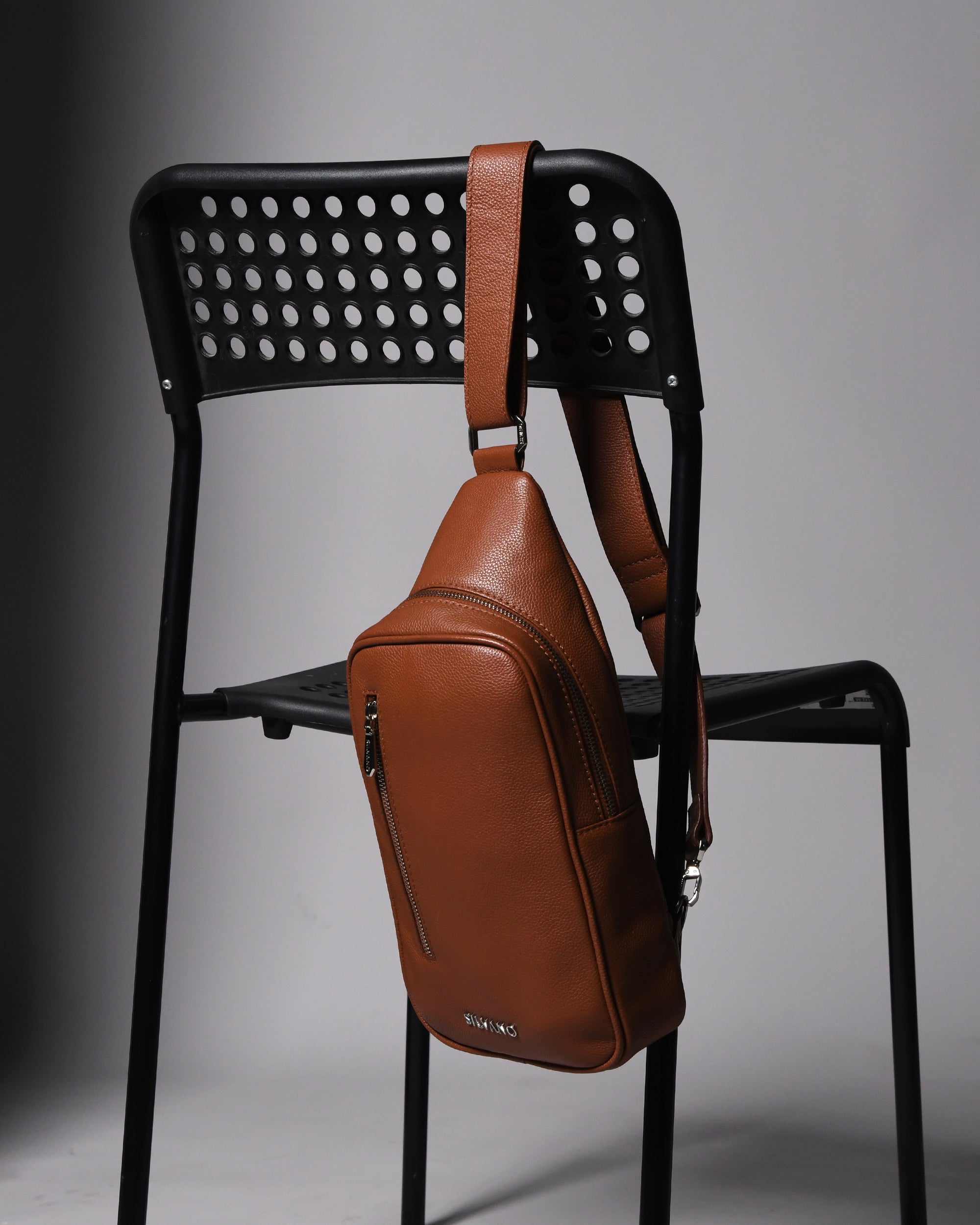 AXIS BODYPACK FOR MEN - TAN