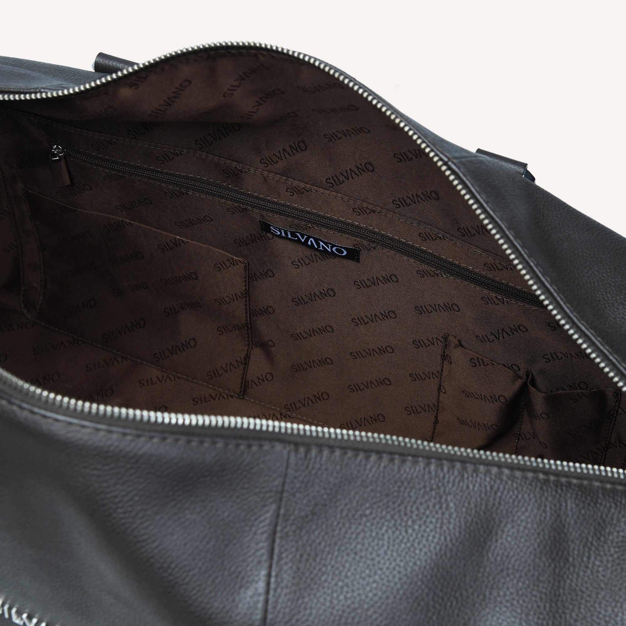 VAYAGER BARREL DUFFLE - DARK BROWN