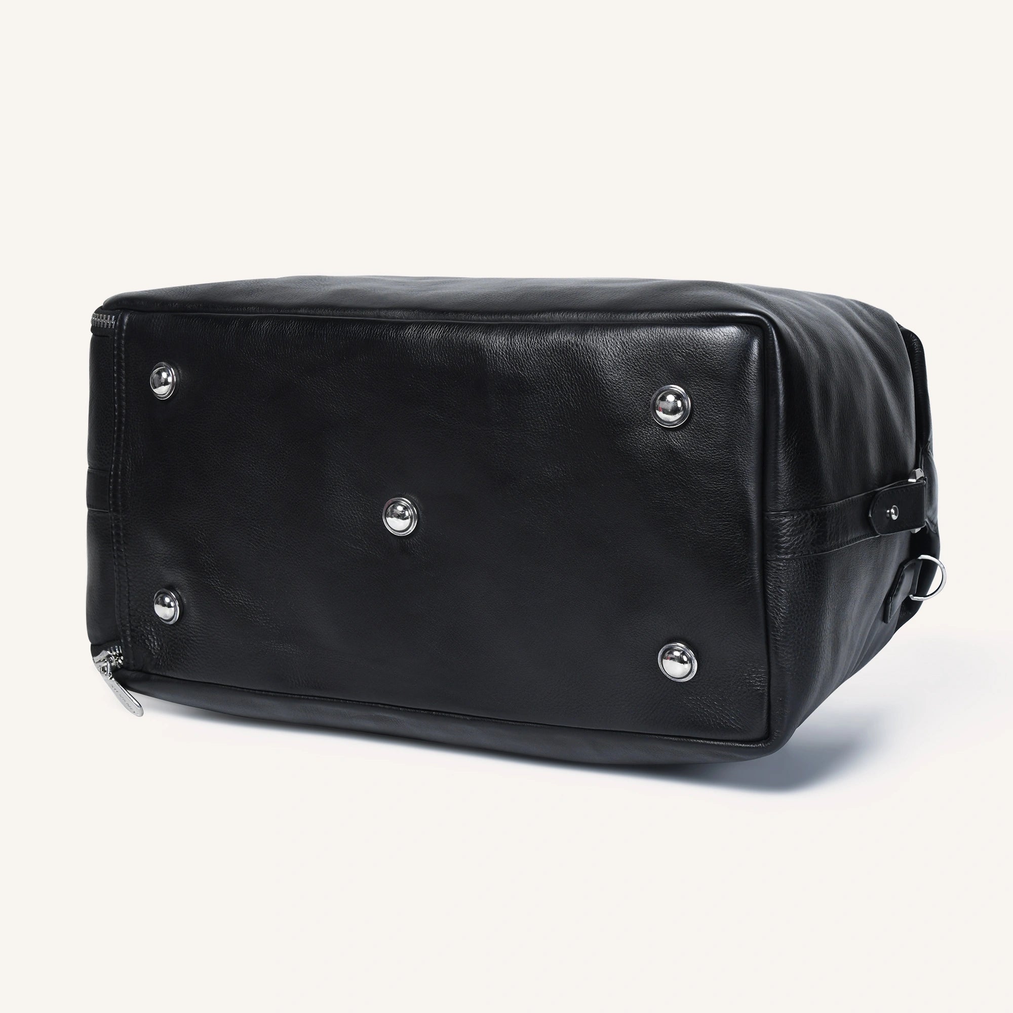 silvano gear grip weekender duffle bag - black leather duffle bag