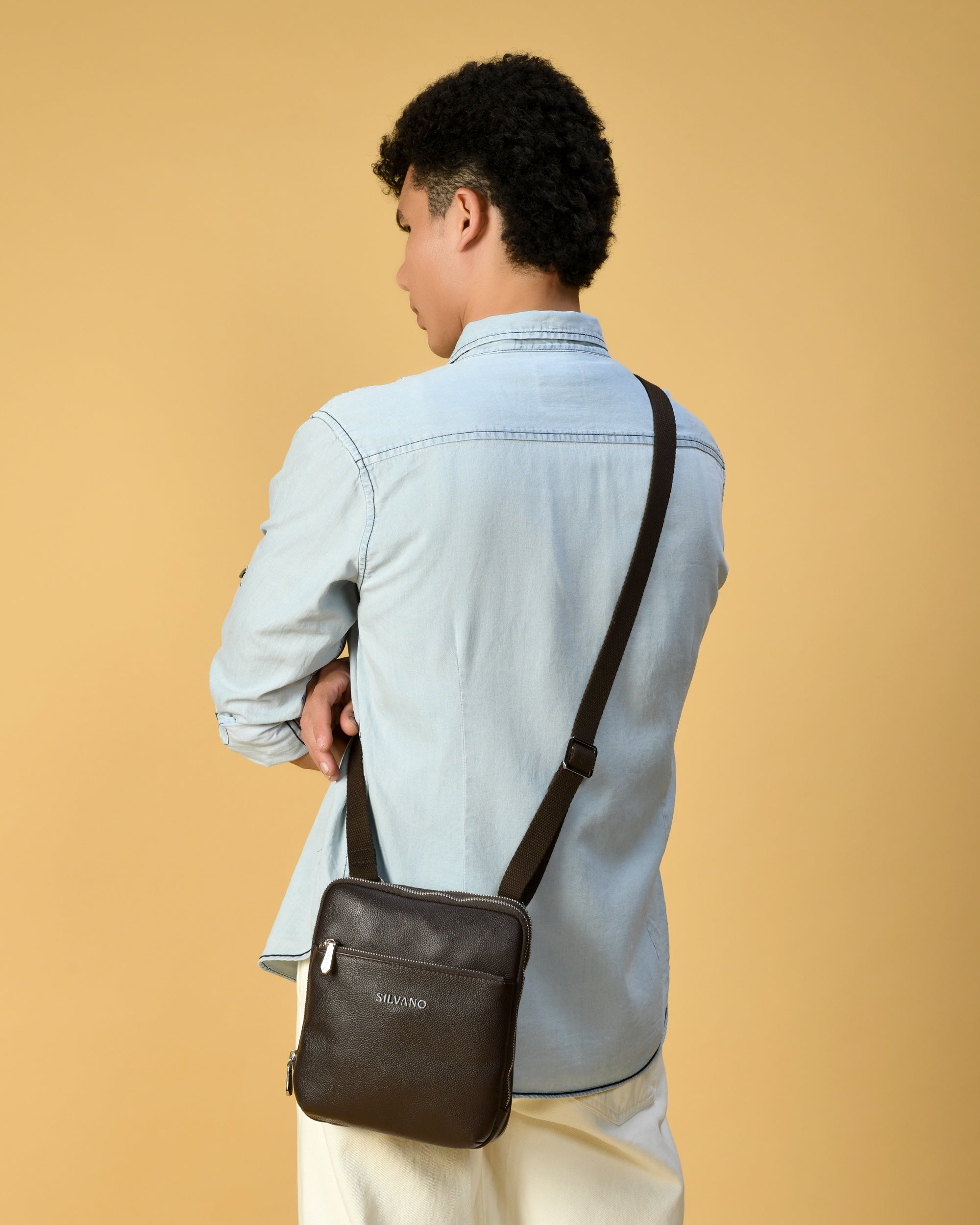 MANHATTAN MESSENGER BAG FOR MEN - DARK BROWN