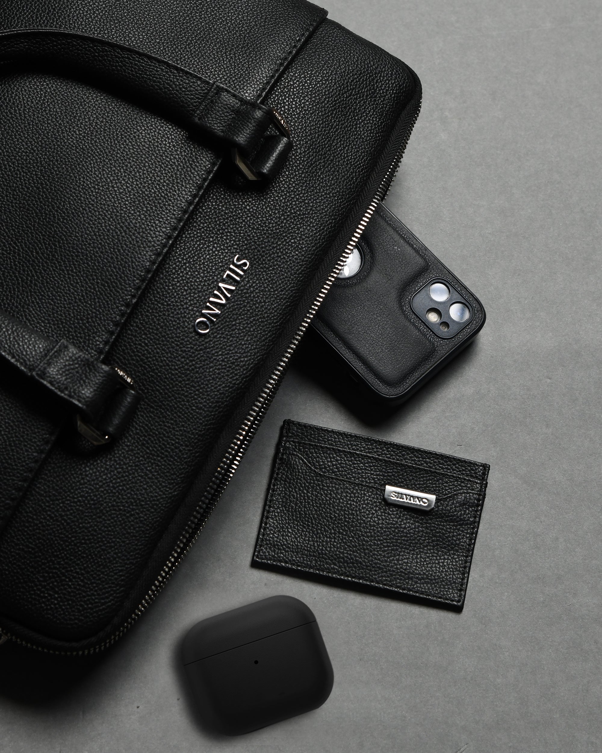 THE MARINER CASE - BLACK / NAVY BLUE