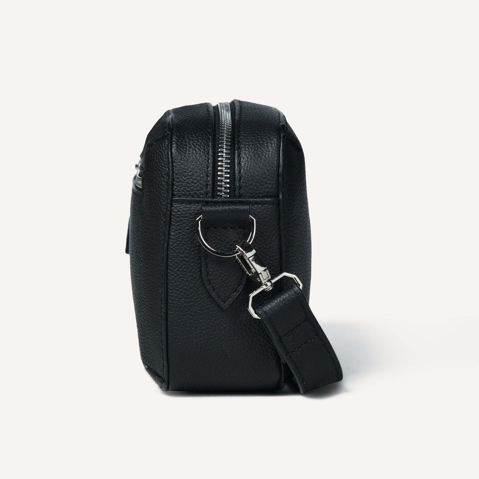 SLEEK STRIDE CROSSBODY BAG FOR MEN - Black