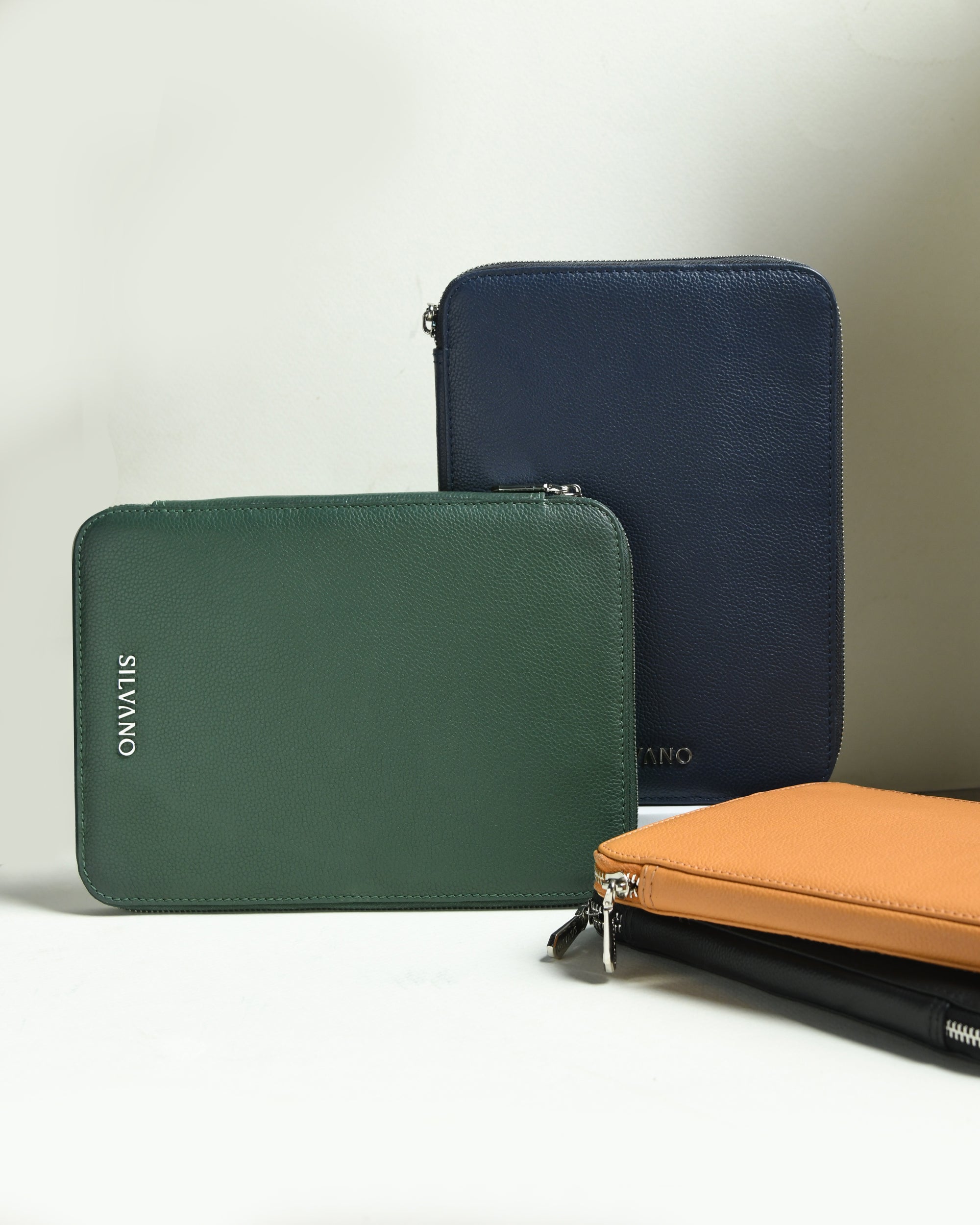 AIRPORTER TRAVEL POUCH FOR MEN - Cognac