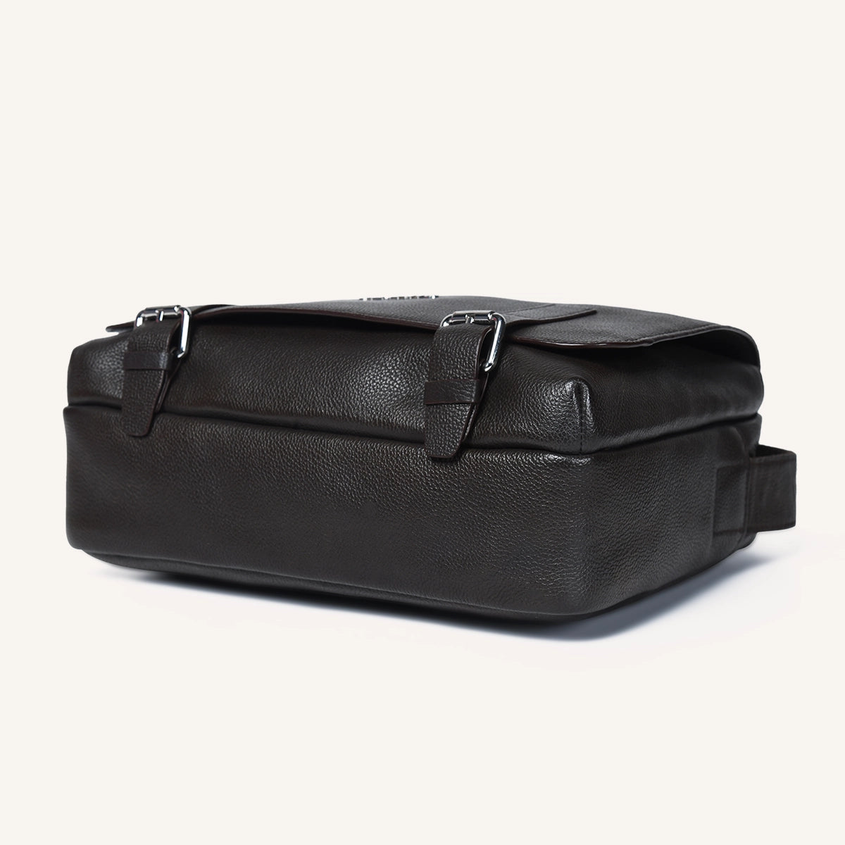 silvano wander flap messenger bag - dark brown leather messenger bag