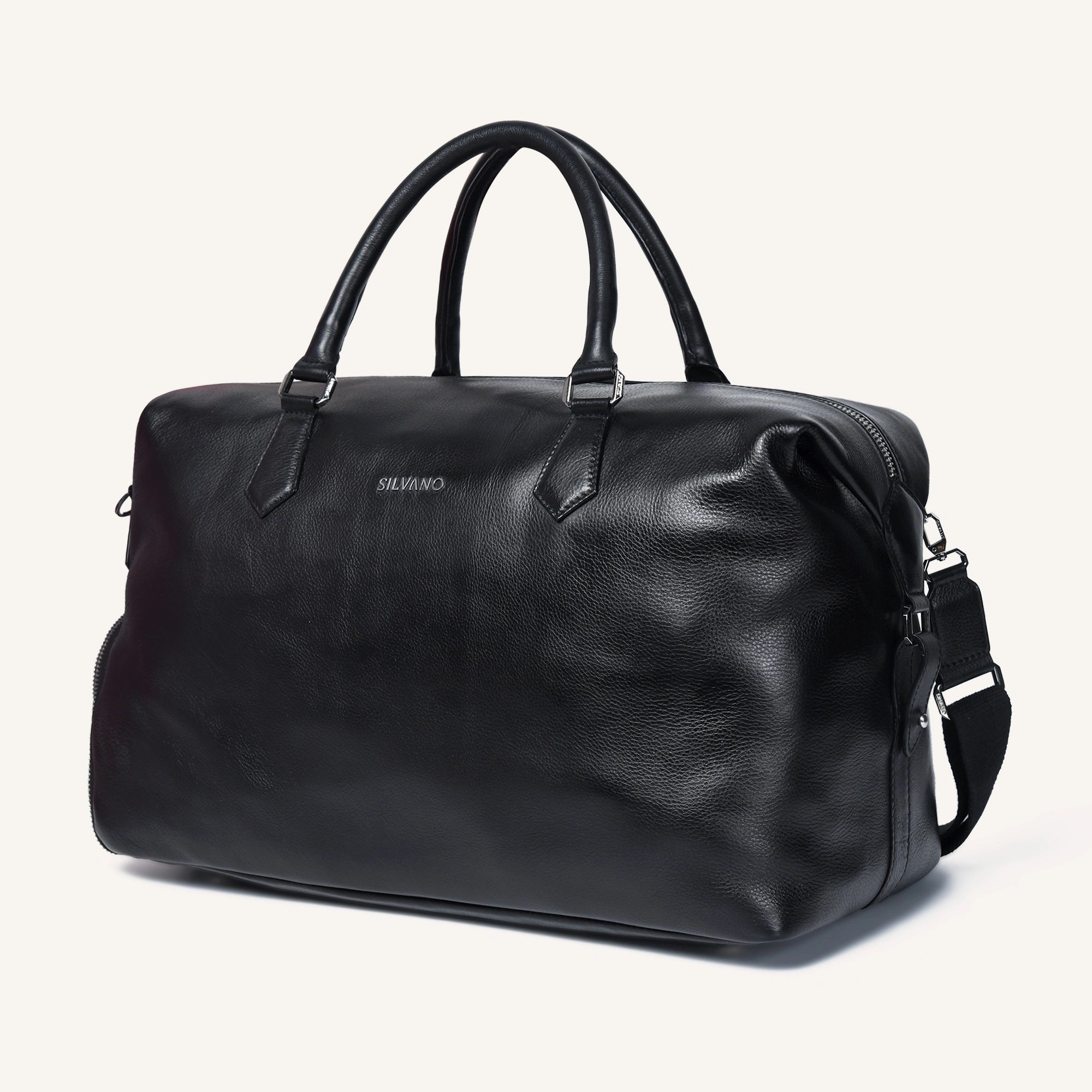silvano gear grip weekender duffle bag - black leather duffle bag