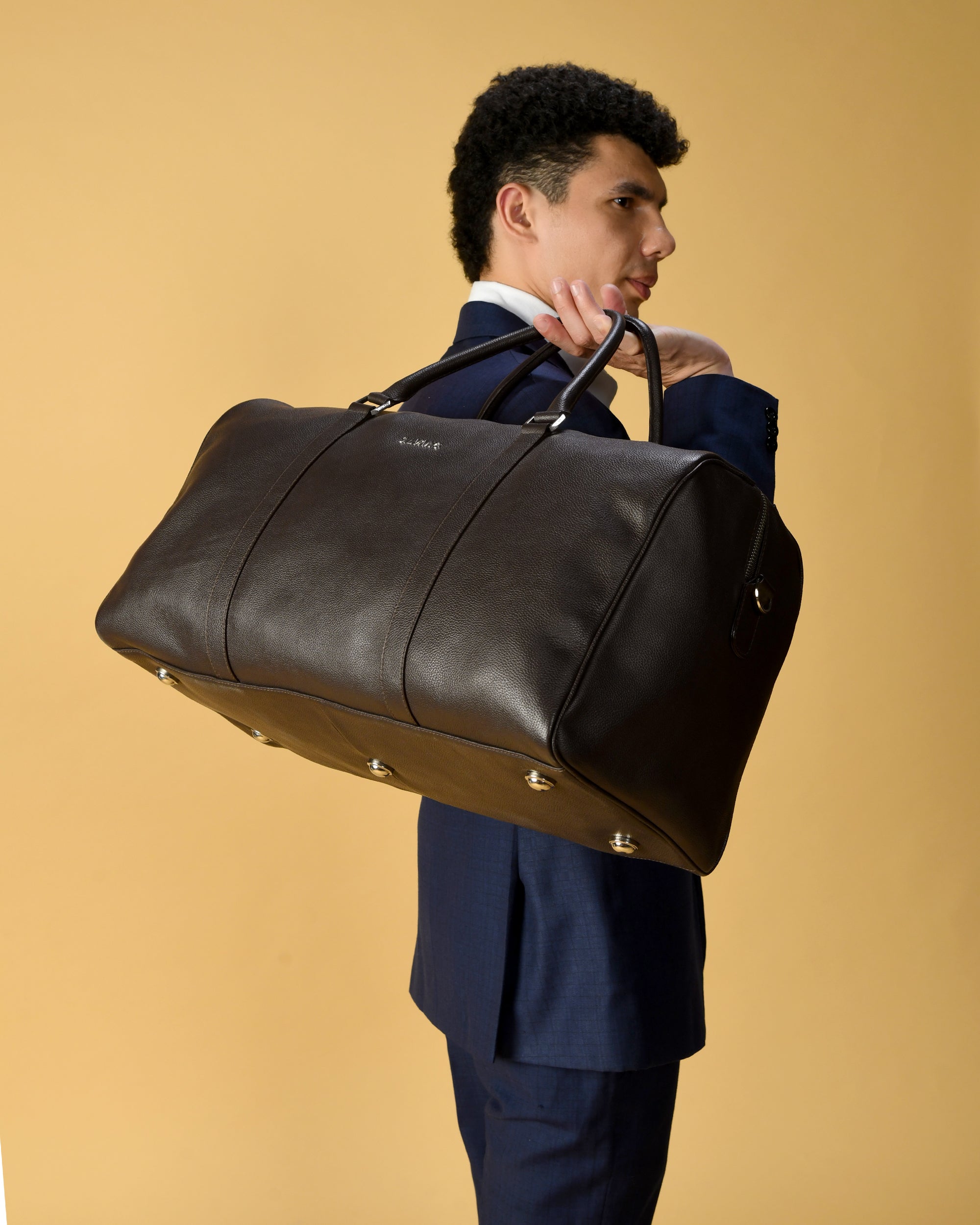 VAYAGER BARREL DUFFLE - DARK BROWN