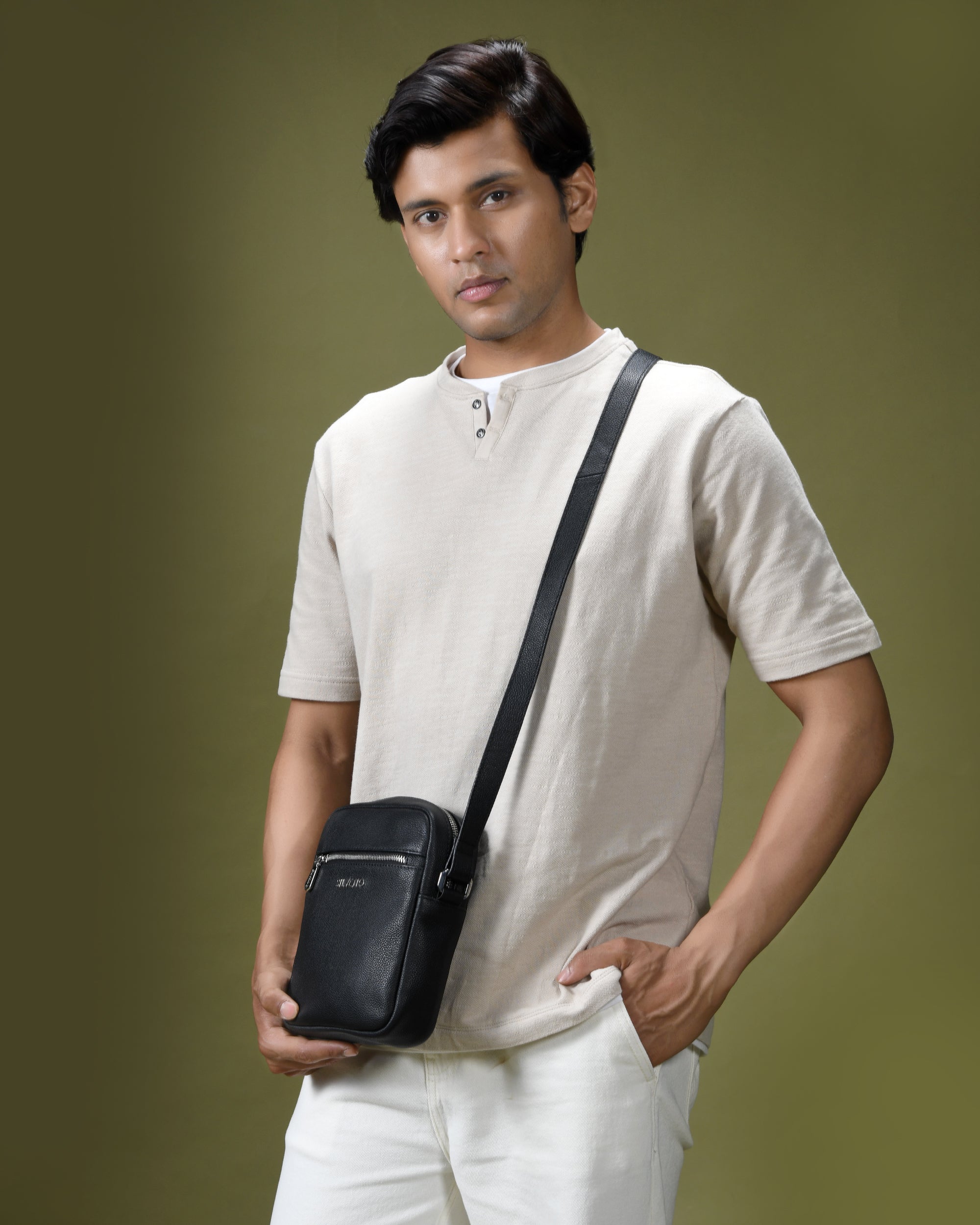 VERTITECH SLING BAG FOR MEN - Black