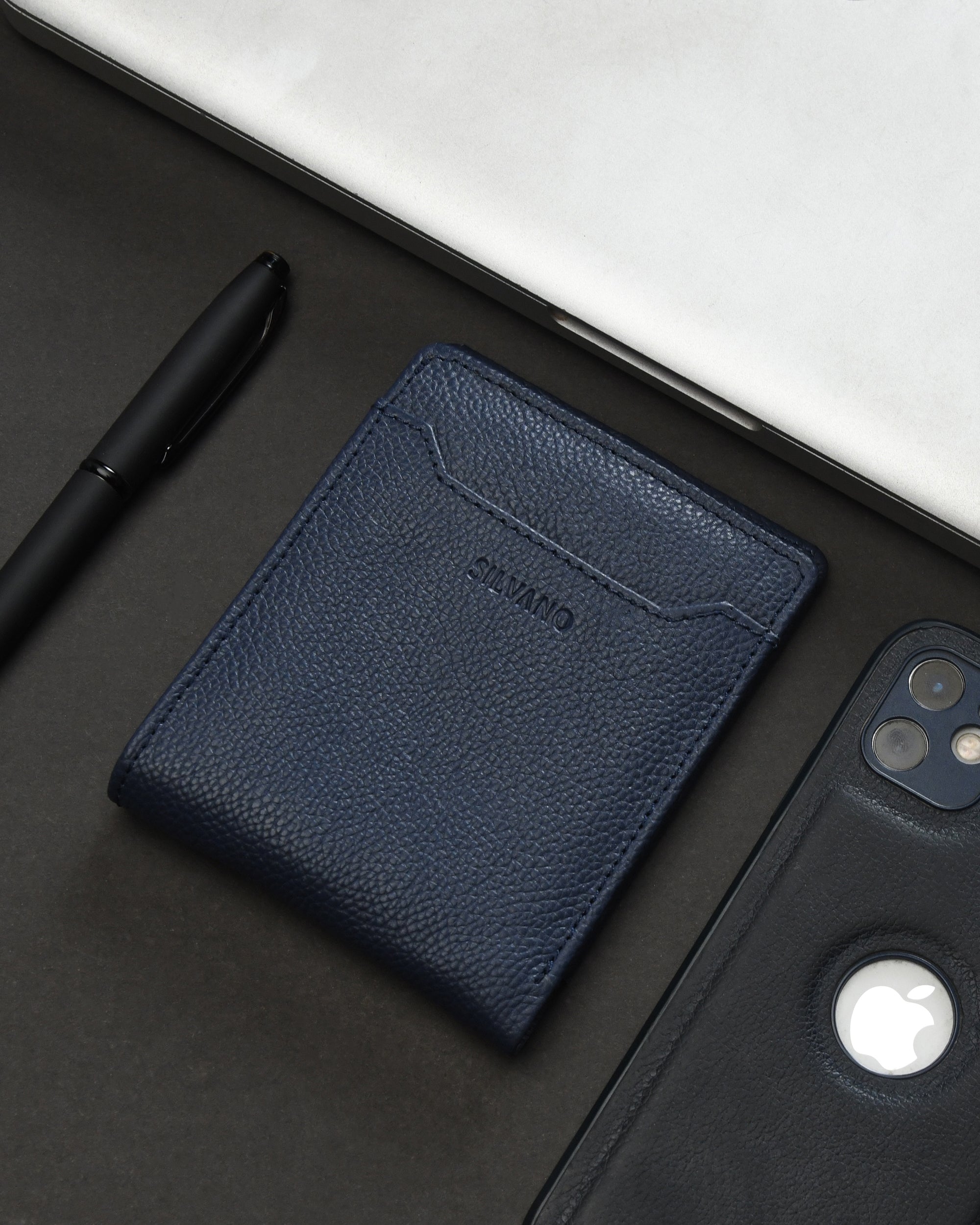 THE HEMINGWAY WALLET FOR MEN – NAVY BLUE