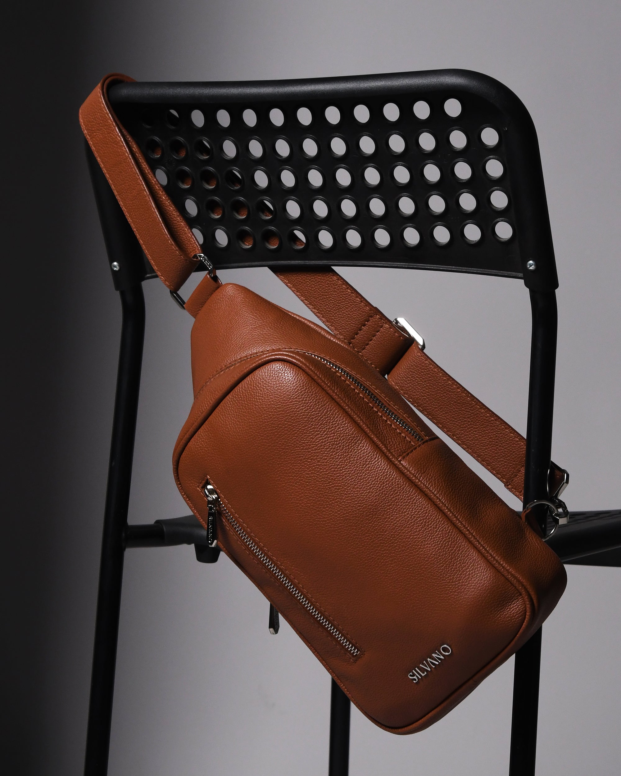 AXIS BODYPACK FOR MEN - TAN